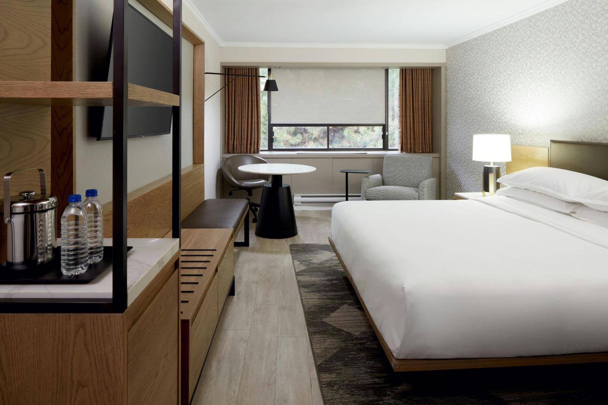 Guest Room 1 King