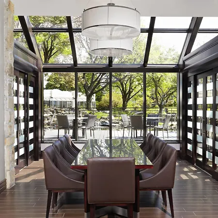 Sheraton Montreal Airport Hotel-3