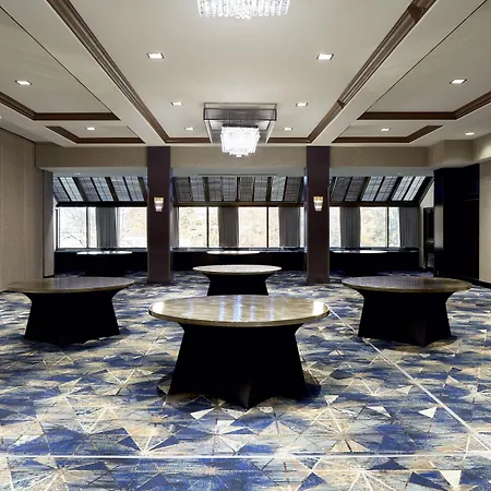 Sheraton Montreal Airport Hotel-3